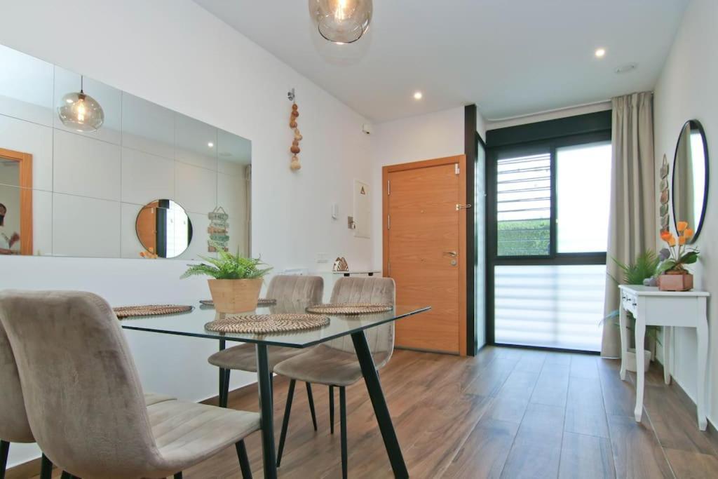 דירות פואנגירולה Loft Miramar מראה חיצוני תמונה