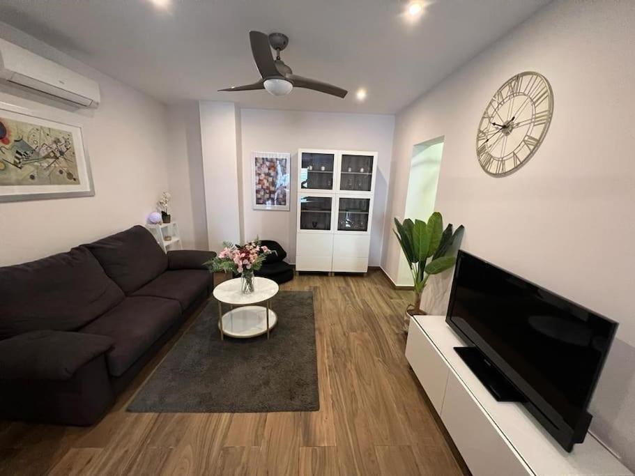 דירות פואנגירולה Loft Miramar מראה חיצוני תמונה